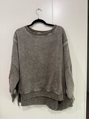 Zenana Outfitters Washed Gray Oversized Crewneck Sweater